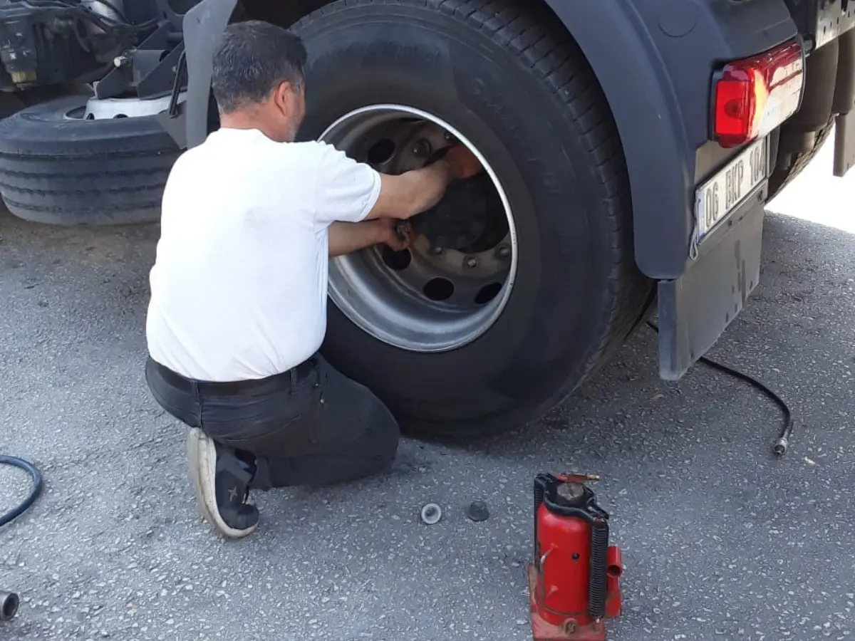 Demirköy Oto Lastikçi